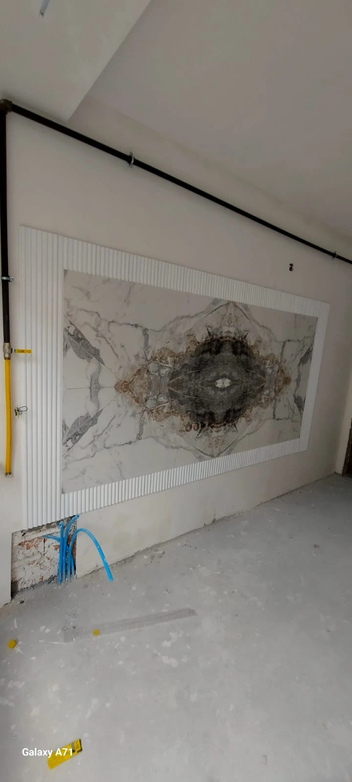 Wall Design 18