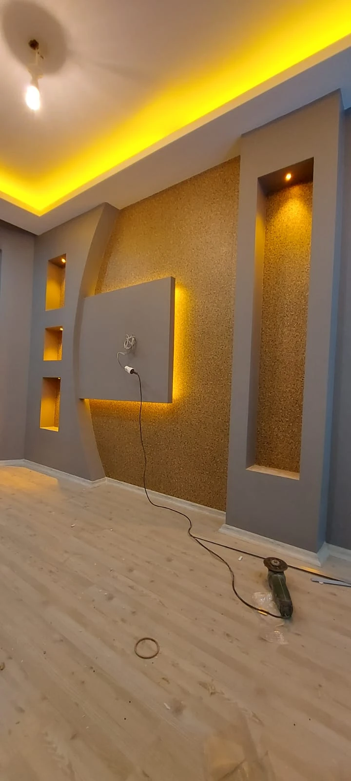 Wall Design 4